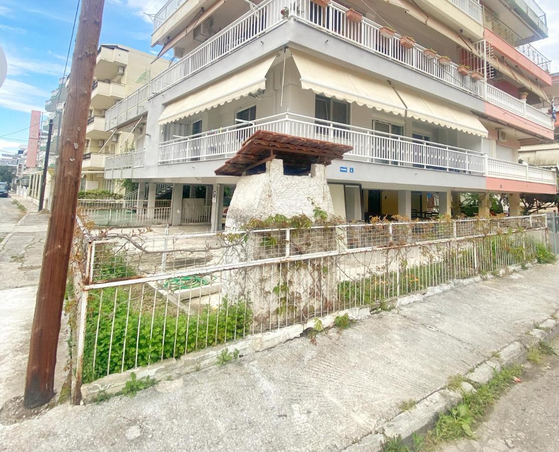 Eden Suite Paralia Экстерьер фото