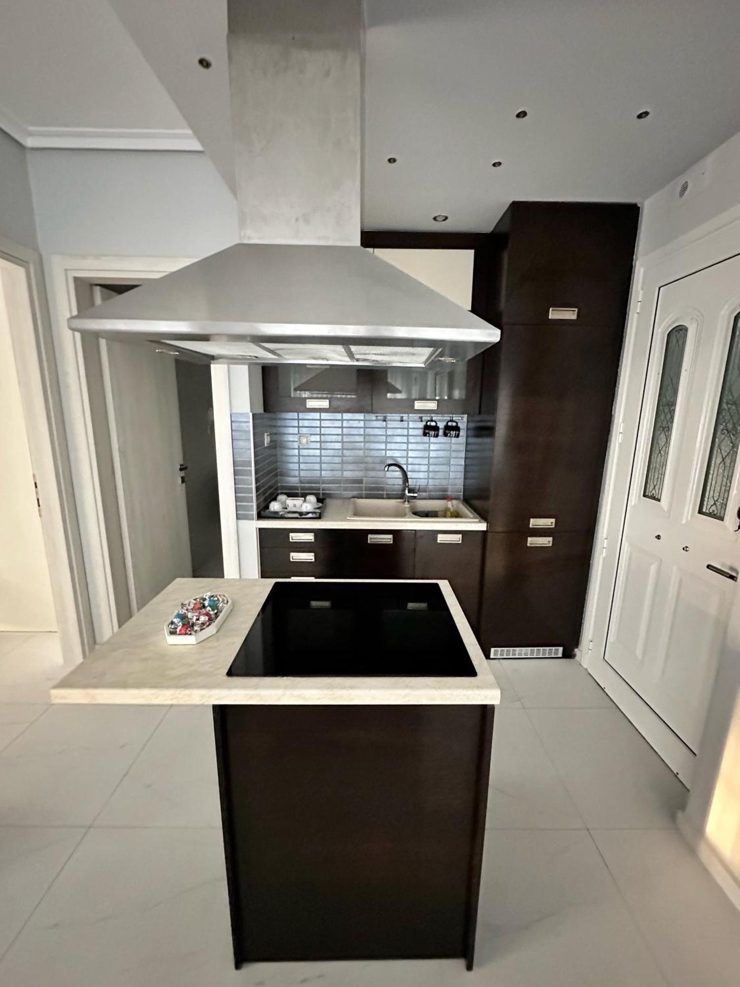 Eden Suite Paralia Экстерьер фото